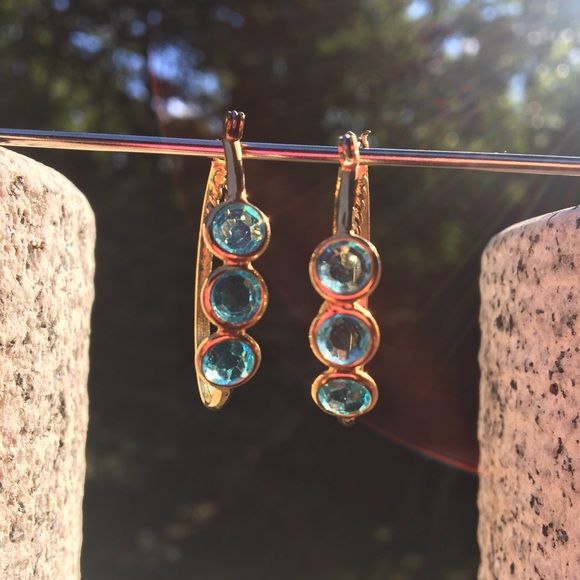 Blue Topaz triple stone hoop earrings - Picture 2 of 6
